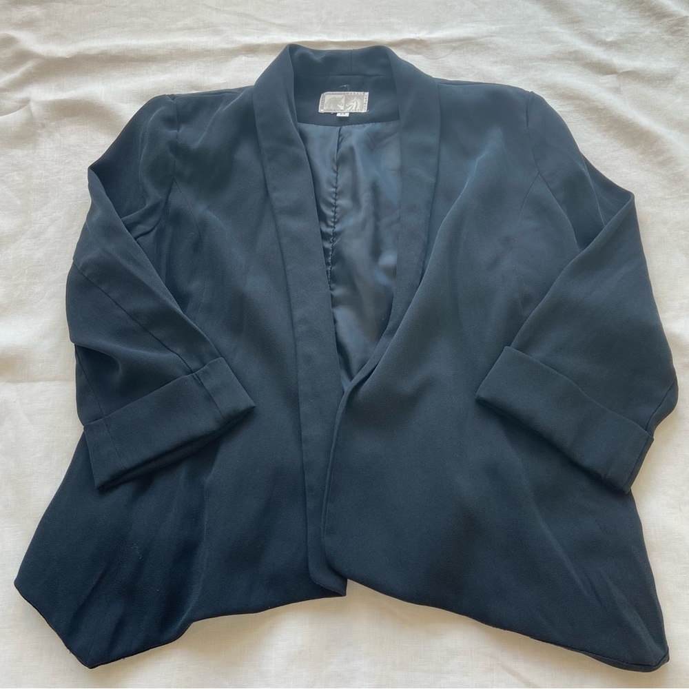 Alberto Makali Vintage Open Cropped Blazer